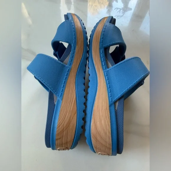 Dansko women’s Blue Slide Sandals - Picture 3 of 8